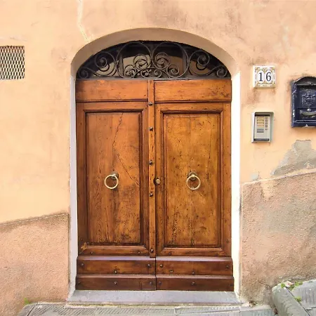 Trilocale Dell'arco By Interhome * Massa Marittima